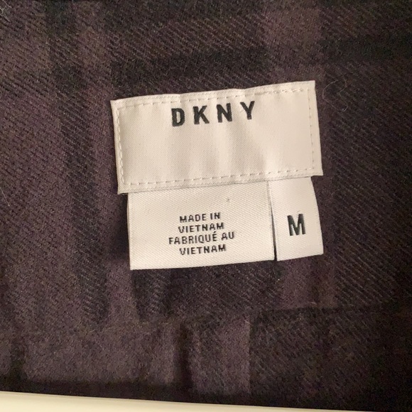 DKNY flannel - Picture 2 of 5